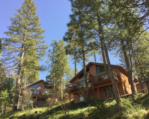 The Pines Resort - 5 Nights