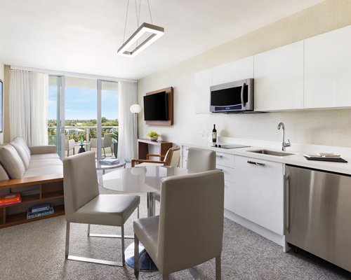 The Altair Hotel Bay Harbor - 5 Nights