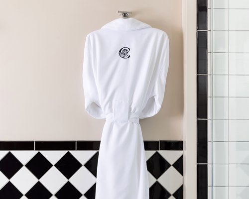 The Candler Hotel, Curio Collection by Hilton - 3 Nights