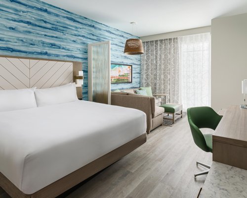 Hyatt Place Panama City Beach/Beachfront - 5 Nights