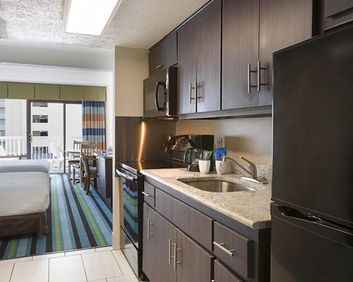 Captain's Quarters Resort