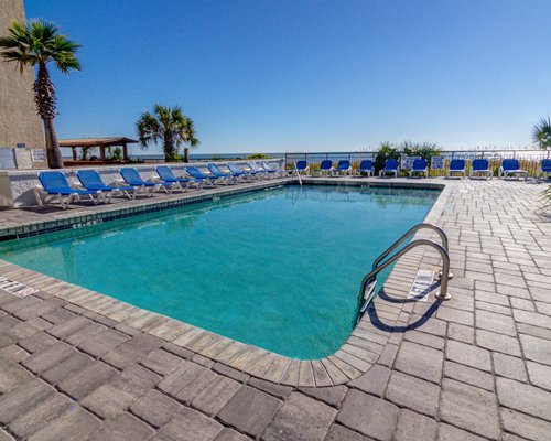 Captain's Quarters Resort