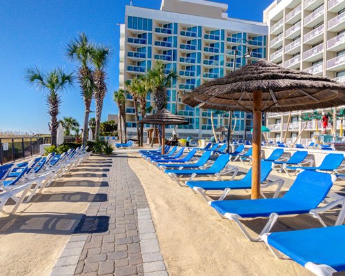 Captain's Quarters Resort