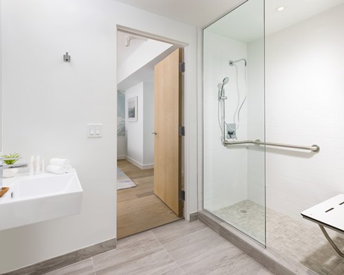 The Gabriel Miami South Beach, Curio Collection by Hilton - 5 Nights
