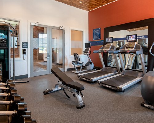 Hampton Inn Petaluma - 3 Nights