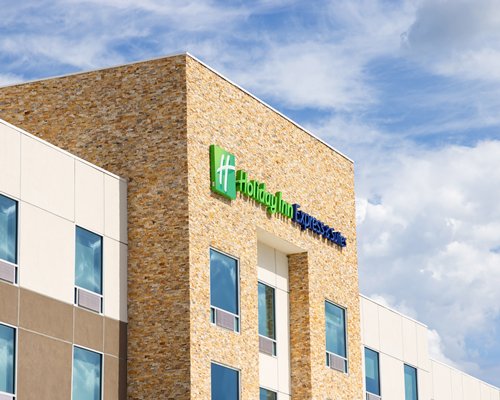 Hampton Inn Oakhurst Yosemite - 5 Nights