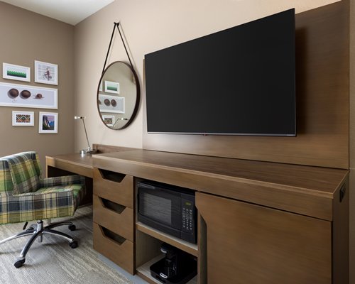 Hampton Inn Oakhurst Yosemite - 5 Nights