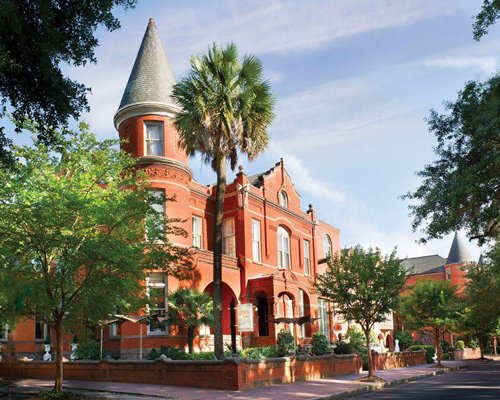 Mansion on Forsyth Park