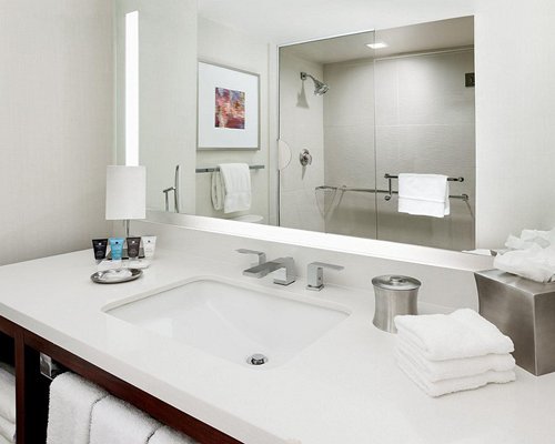 The Crowne Plaza Hotel Time Square - 5 Nights
