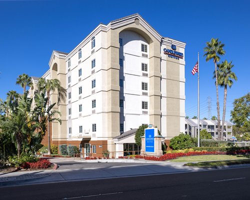 Candlewood Suites An...