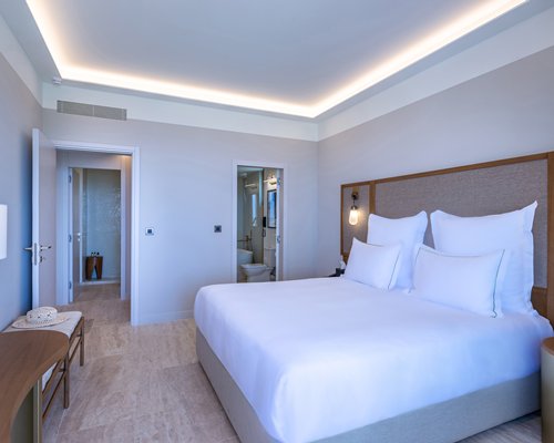 Isla Brown Chania Rental