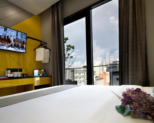 Hotel Mi Bencoolen - 3 Nights