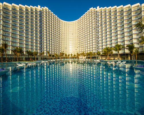The Empyrean Cam Ranh Beach Resort - 4 Nights