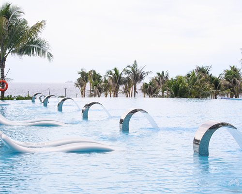 The Empyrean Cam Ranh Beach Resort - 4 Nights