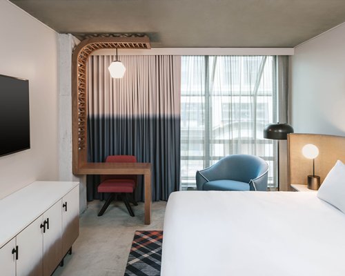 Hyatt Centric Downtown Portland - Inner Harbor - 5 Nights