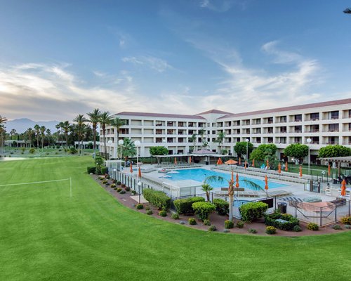 DoubleTree by Hilton Golf Resort Palm Springs - 5 Nights