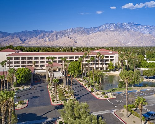 DoubleTree by Hilton Golf Resort Palm Springs - 3 Nights