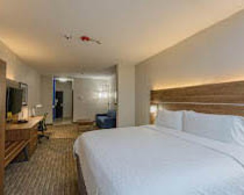 Holiday Inn Express & Suites Corpus Christi
