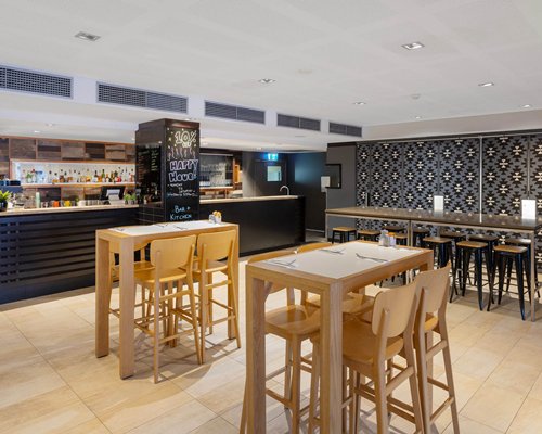 Oaks Perth Hotel - 5 Nights