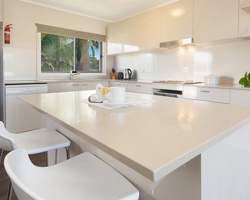 Golden Leaf - Rental