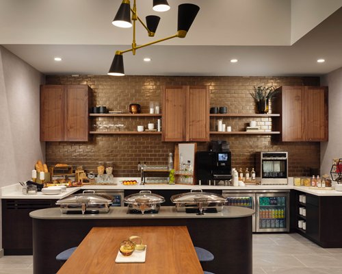 Sheraton Grand Rapids Airport Hotel -5 Nights