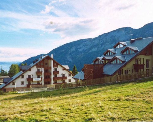 Nevesole Folgarida R...