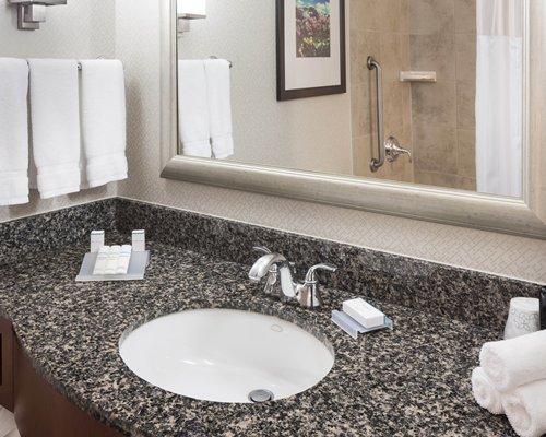 Hilton Garden Inn Denver Downtown - 5 Nights
