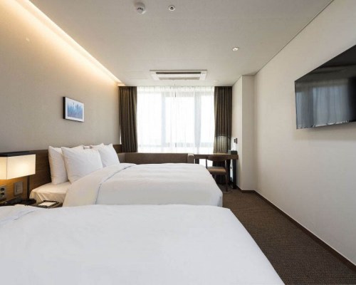Ramada Encore By Wyndham Busan Station - 4 Nights