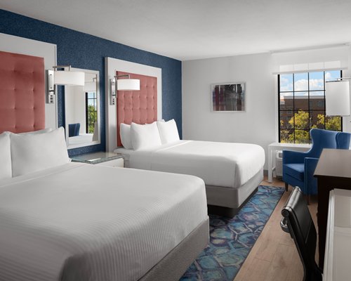 Hotel Indigo Mount Pleasant - 3 Nights