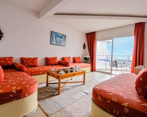 Intouriste Hotel & Suites