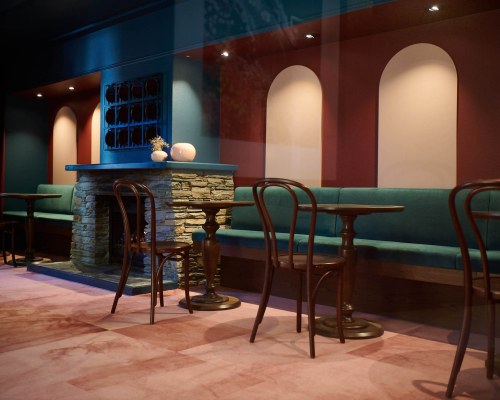 The Central Hotel Queenstown, A Naumi Chapter