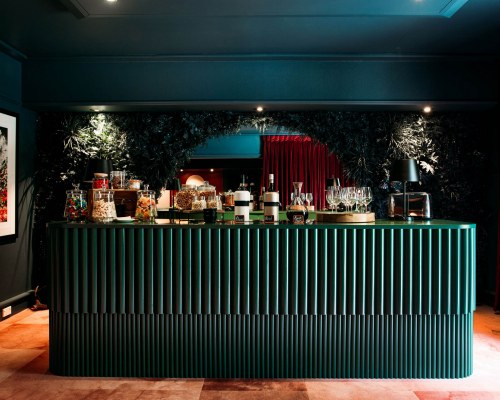 The Central Hotel Queenstown, A Naumi Chapter