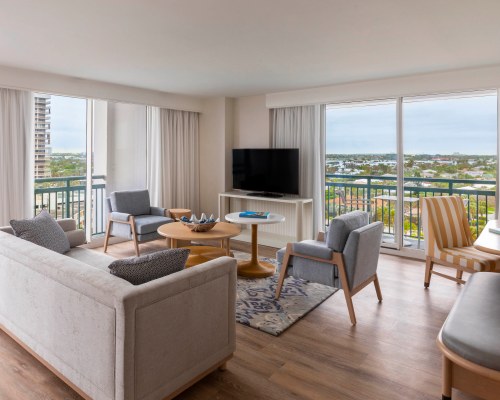 The Singer Oceanfront Resort - 5 Nights