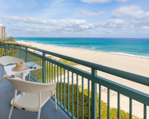 The Singer Oceanfront Resort - 5 Nights