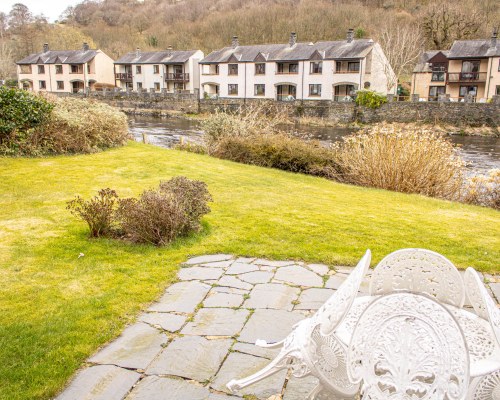 The Lakeland Village Rental