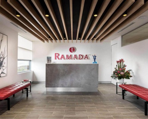 Ramada By Wyndham Vetroblu - 3 Nights
