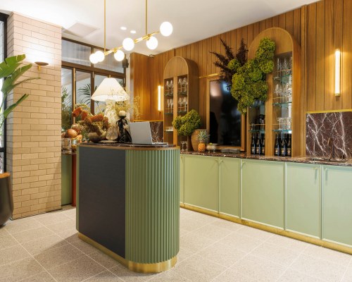 202 ELIZABETH HOTEL - 3 Nights