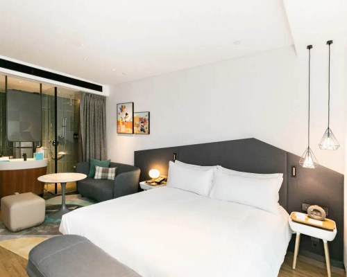 Artyzen Habitat Shanghai Hotel - 3 Nights