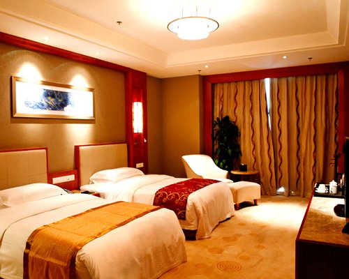 Empark Grand Hotel Anhui - 4 Nights