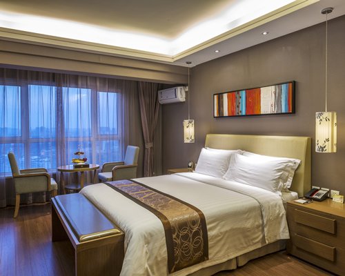 Qinhuangdao Peninsula Seasons Hotel - 3 Nights