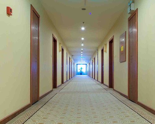 Days Hotel Frontier Jiading-4 Nights