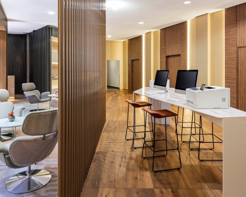 NH Checkpoint Charlie B&B - 3 Nights