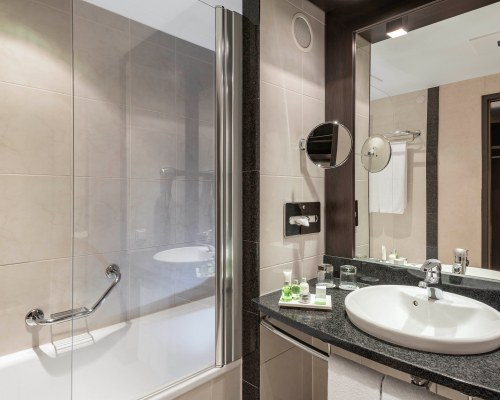 NH Danube City B&B - 4 Nights