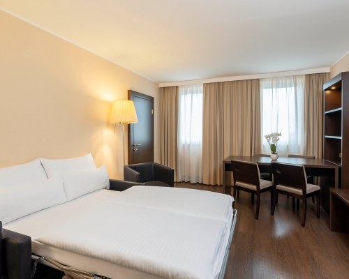 NH Danube City B&B - 4 Nights