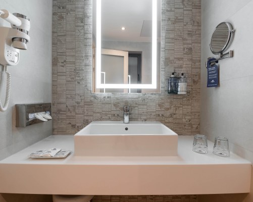 Maritim Antonine Hotel & Spa - 7 Nights