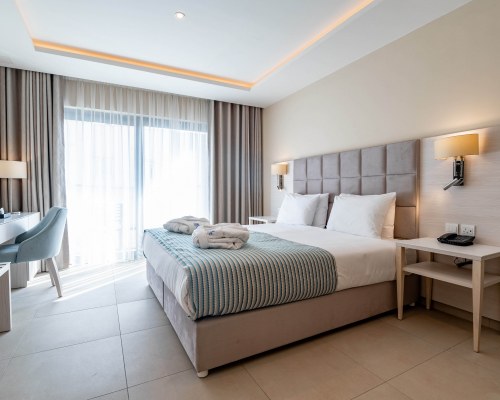 Maritim Antonine Hotel & Spa - 7 Nights