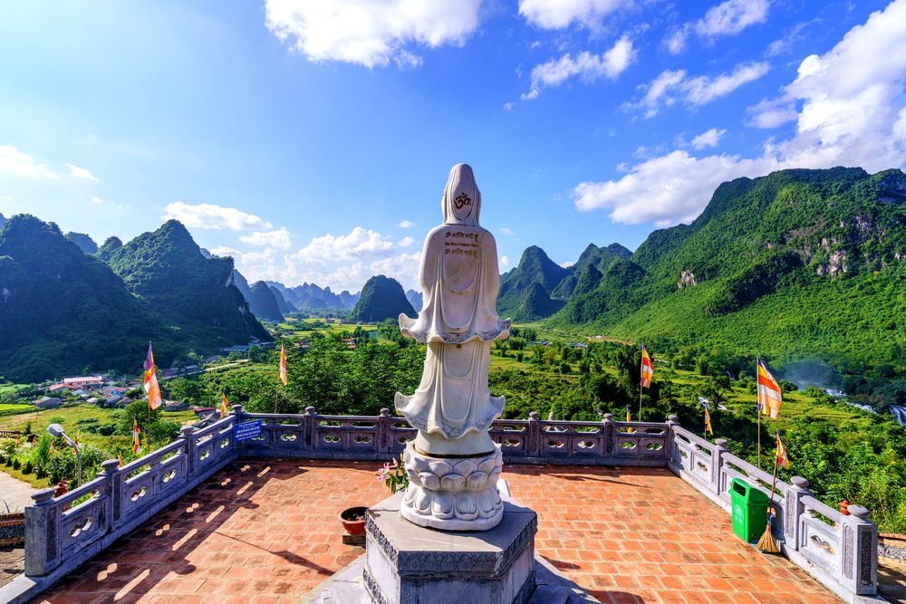 Cao Bang is a great escape for those who have a deep appreciation for nature and its landscapes.