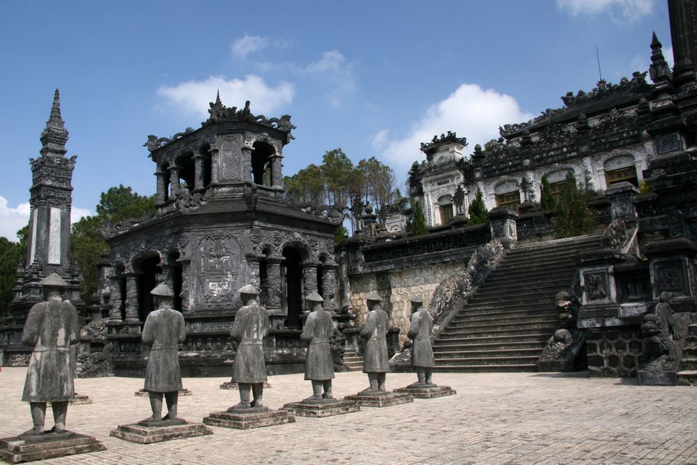 Once home to the imperial rulers of ancient Vietnam, Hue boasts magnificent structures and history.