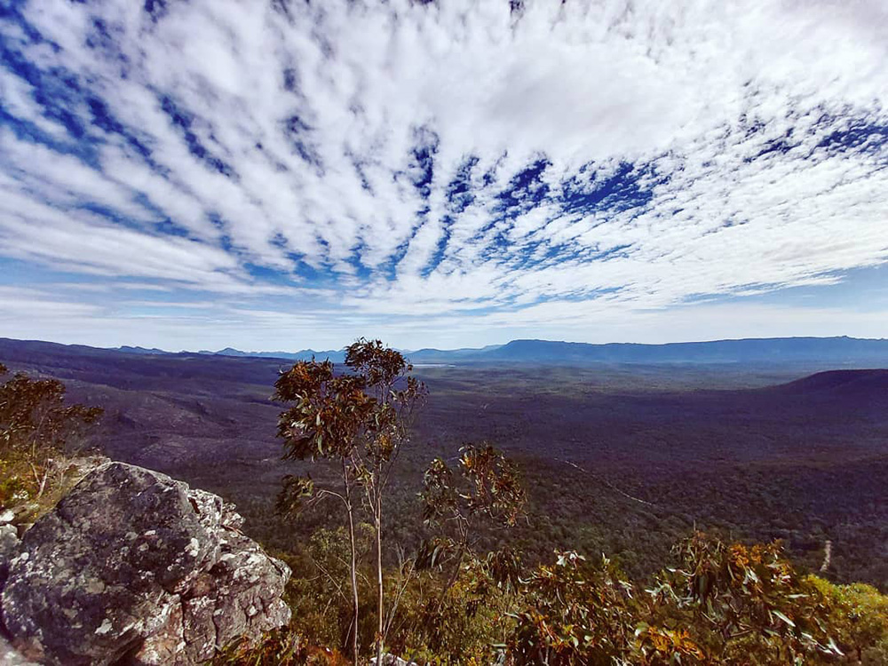 Head to the lookout points in the Grampians National Park and treat your eyes, and camera lens, to stunning views.