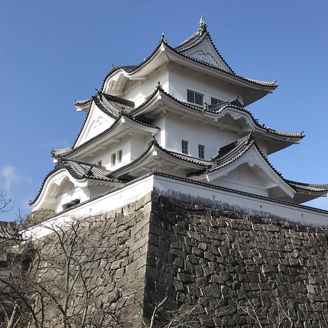 The Ueno Castle is surrounded by one of the highest stone walls in Japan.
